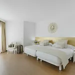 Hotel Nova & Golf Oliva
