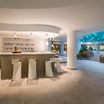 Nova & Golf Hotel 4*
