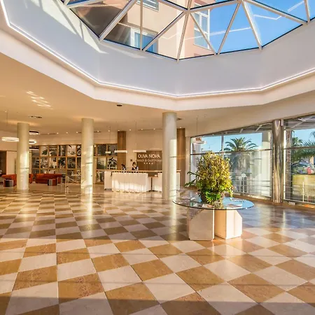 Nova & Golf Hotel
