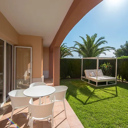 Nova & Golf Hotel 4*