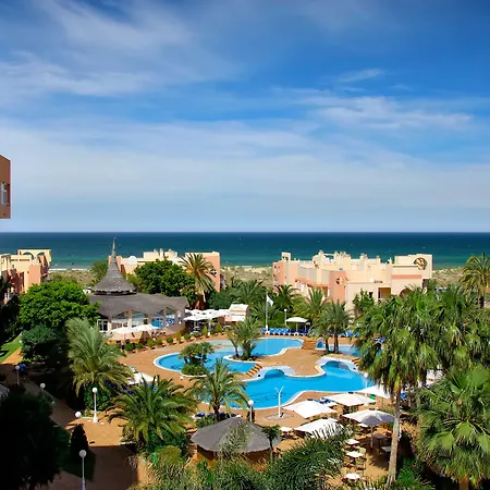 Nova & Golf Hotel 4*