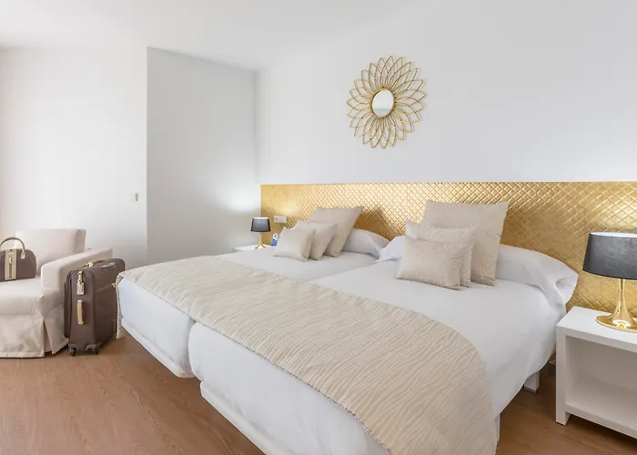 Otel Nova & Golf 4*