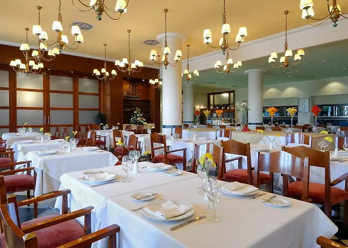 Hotel Nova & Golf Oliva