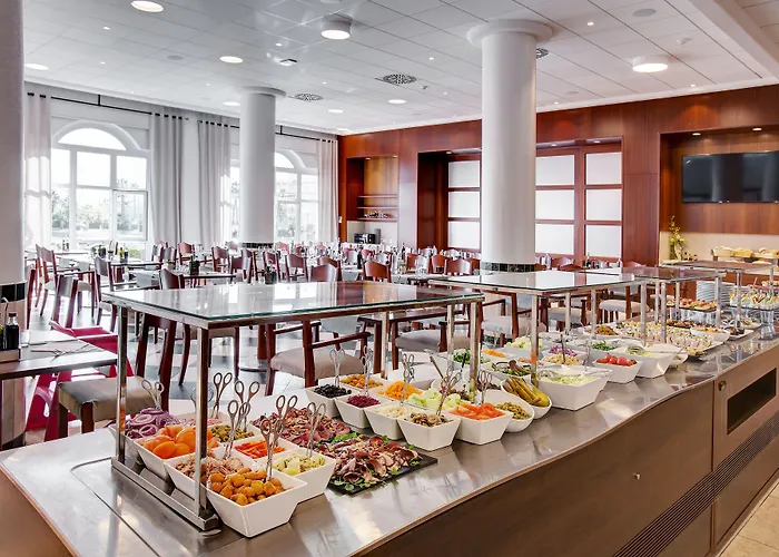 Hotel Nova & Golf Oliva