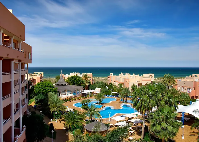 Nova & Golf Hotel 4*