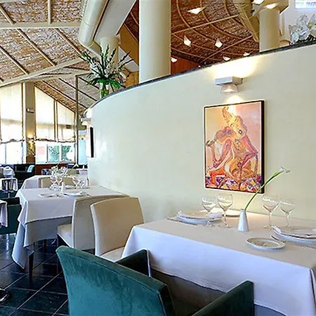Nova & Golf Hotel 4*