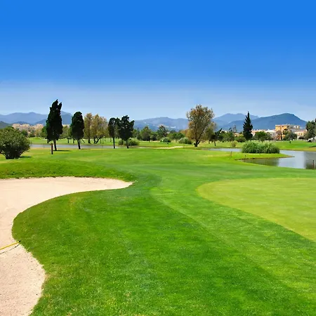 Nova & Golf Hotel