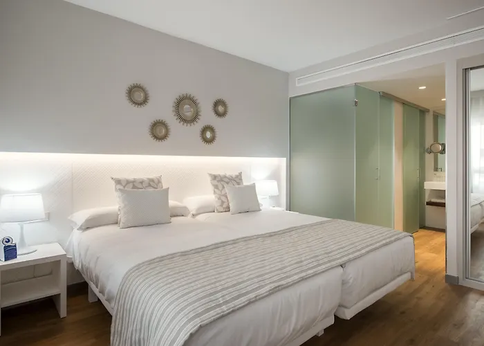 Nova & Golf Hotel 4*