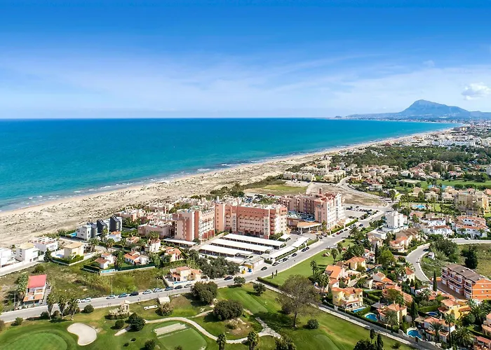 Nova & Golf Hotel